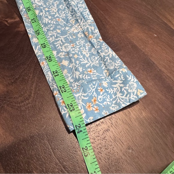 J. Jill Blue /Green Color‎ Block Floral Blouse, Size Medium - Picture 9 of 12